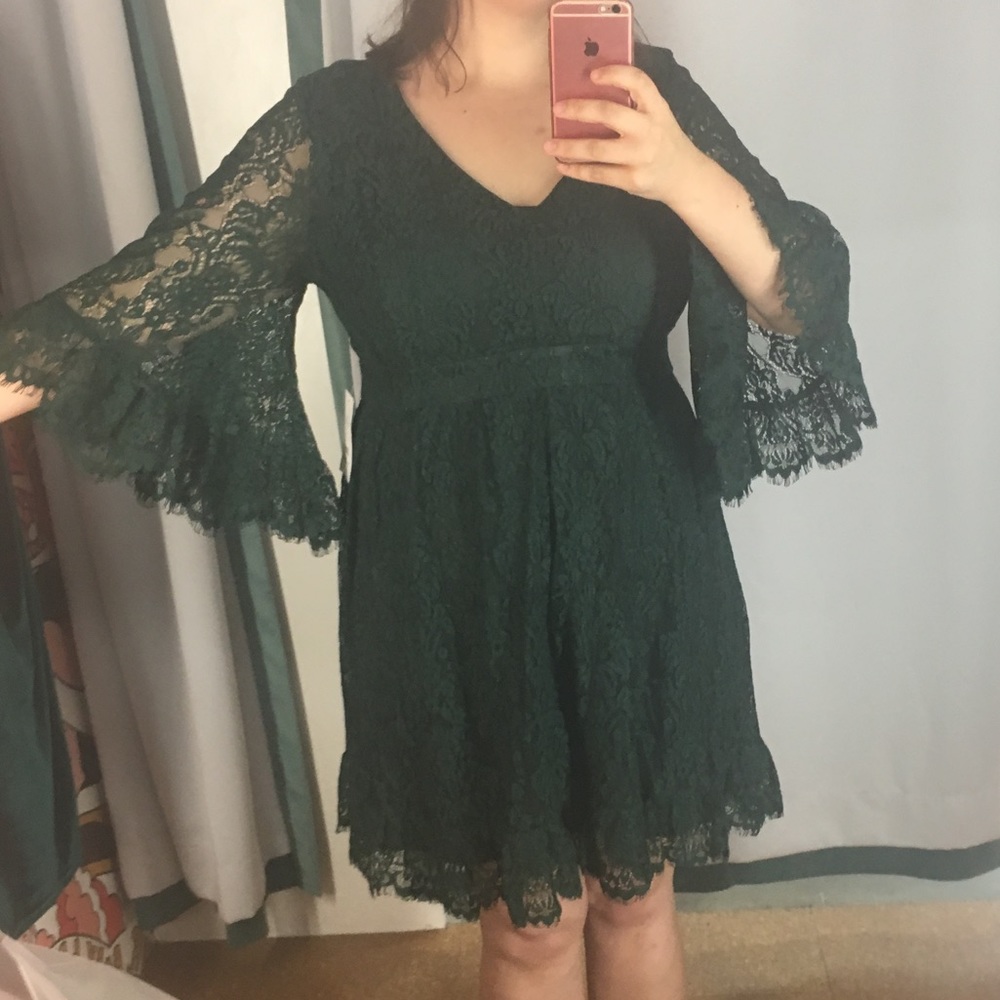 Emerald ModCloth Flutter Sleeve Dress 💚